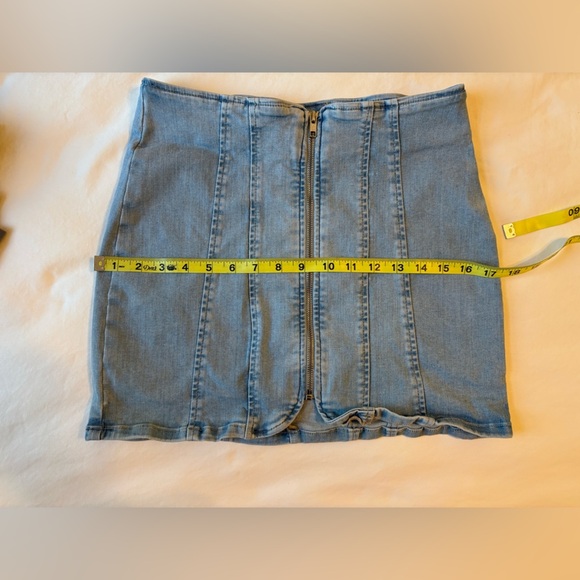 Free People Denim Light Blue Skirt Size 6 - Picture 5 of 6